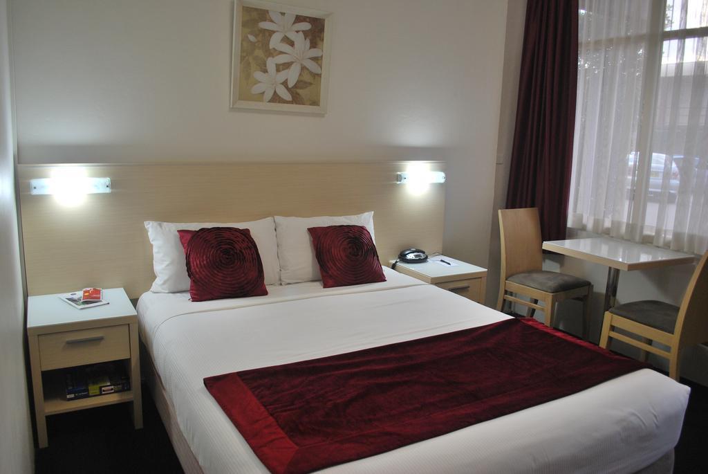 Ashfield Philip Lodge Motel Сідней Номер фото